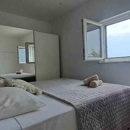 Maris Apartment Omiš Екстериор снимка